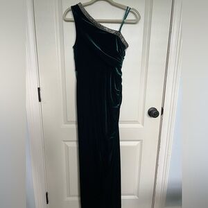 Adrianna Papell Ruched One Shoulder Gown